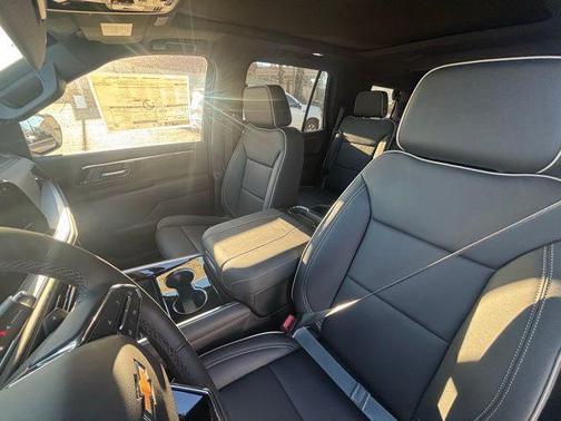 Polar White Tricoat 2026 Chevrolet Tahoe Premier