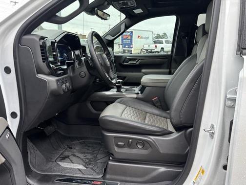 2025 Chevrolet Silverado 1500 ZR2