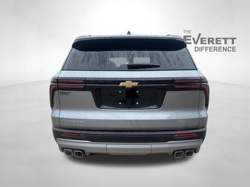 Sterling Gray Metallic 2026 Chevrolet Traverse LT