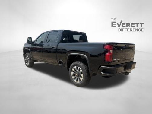 Black 2026 Chevrolet Silverado 2500 Custom