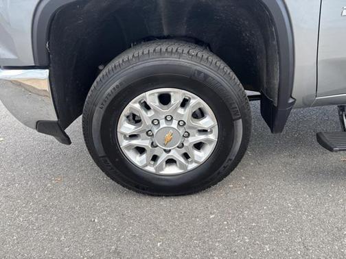 2024 Chevrolet Silverado 2500 LT