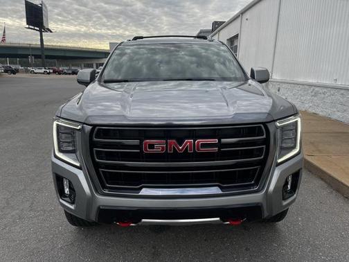 2023 GMC Yukon XL 4WD AT4
