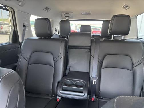 2024 Nissan Pathfinder SL FWD