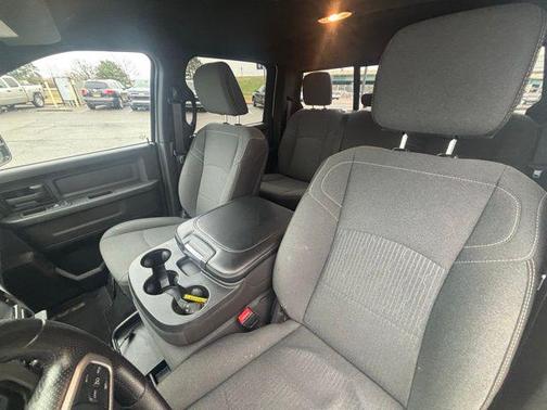 2024 RAM 2500 Tradesman Crew Cab 4x4 6'4' Box