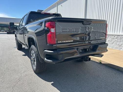 2025 Chevrolet Silverado 2500 Custom