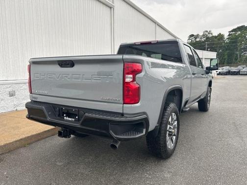 2025 Chevrolet Silverado 2500 Custom