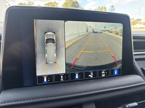 2023 Chevrolet Suburban Z71