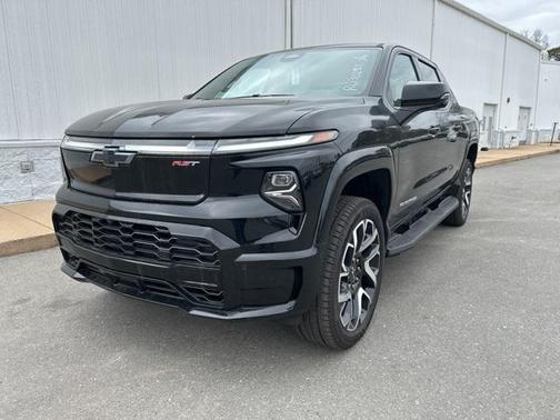 2024 Chevrolet Silverado EV RST