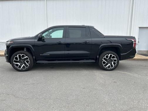 2024 Chevrolet Silverado EV RST