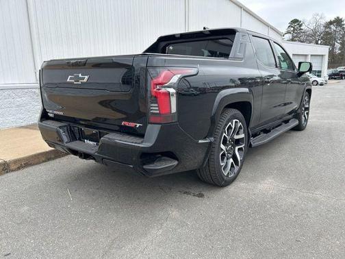 2024 Chevrolet Silverado EV RST