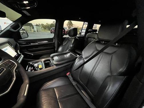 2022 Jeep Wagoneer Series II 4x4