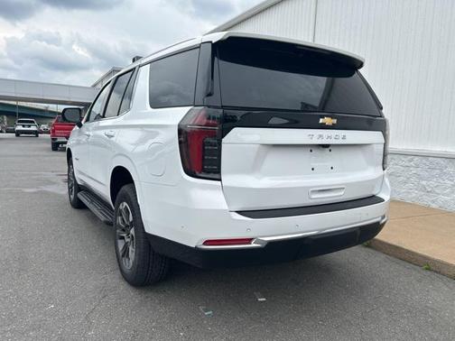 2025 Chevrolet Tahoe LS