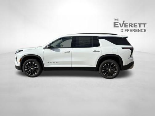 Polar White Tricoat 2026 Chevrolet Traverse LT