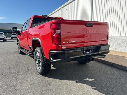 2025 Chevrolet Silverado 2500 Custom