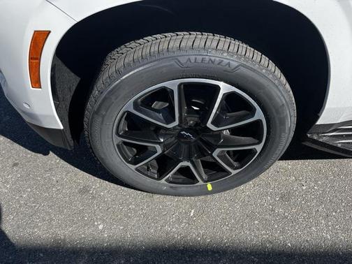 2026 Chevrolet Tahoe 4WD RST