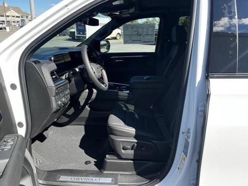 2026 Chevrolet Tahoe 4WD RST