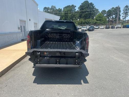 2025 Chevrolet Silverado EV LT
