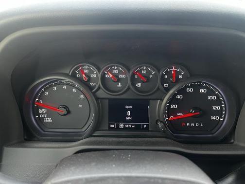 2025 Chevrolet Silverado 1500 Custom