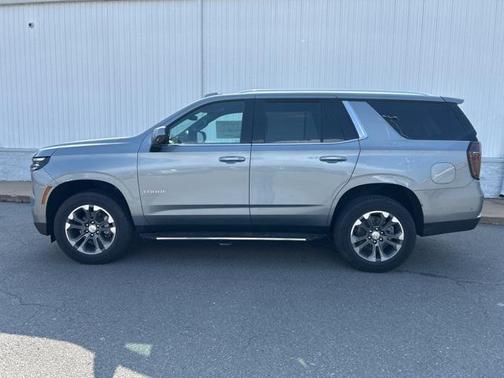 2025 Chevrolet Tahoe LS