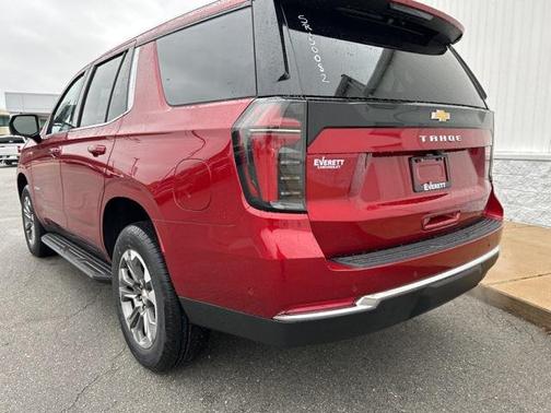 2025 Chevrolet Tahoe LS
