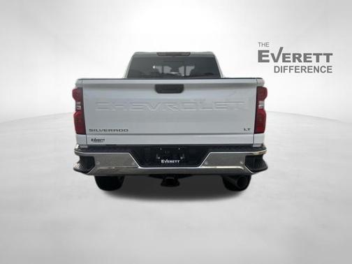 Summit White 2026 Chevrolet Silverado 2500 LT