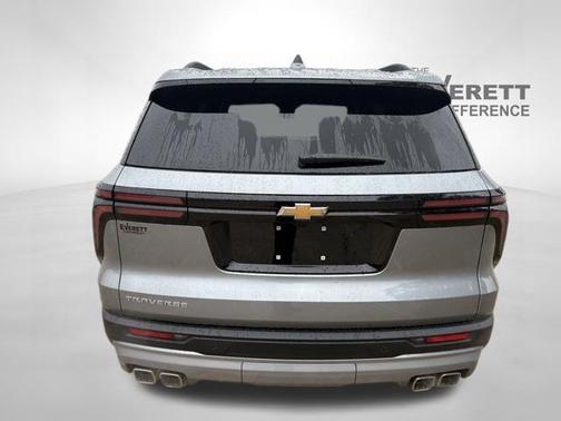 Sterling Gray Metallic 2026 Chevrolet Traverse LT