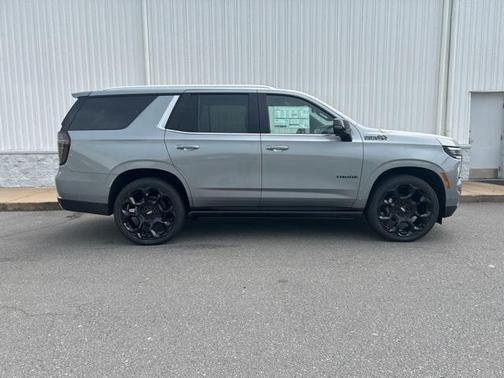 2025 Chevrolet Tahoe 4WD High Country