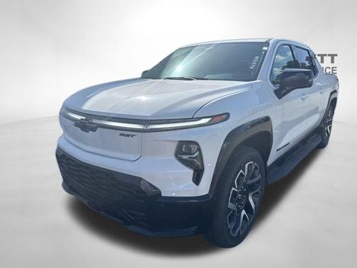 Summit White 2024 Chevrolet Silverado EV RST