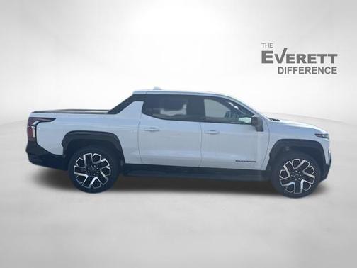 2024 Chevrolet Silverado EV RST