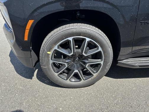 2026 Chevrolet Tahoe 4WD RST