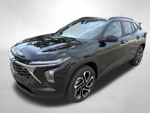 Mosaic Black Metallic 2026 Chevrolet Trax FWD 2RS