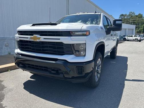 2025 Chevrolet Silverado 2500 Custom