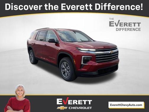Radiant Red Tintcoat 2026 Chevrolet Traverse LT