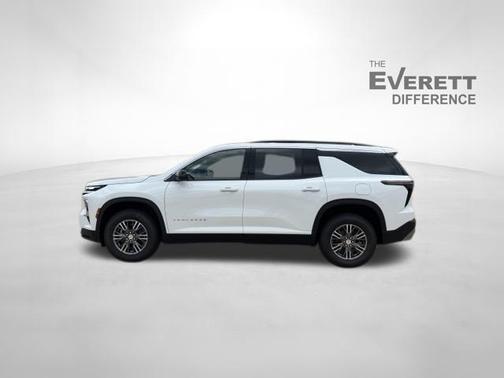 Summit White 2026 Chevrolet Traverse LT
