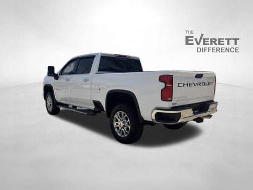 Summit White 2025 Chevrolet Silverado 2500 LTZ