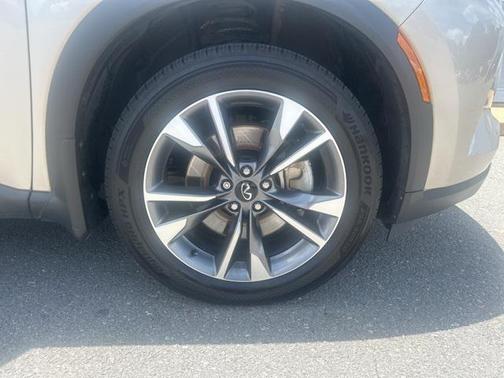 2022 INFINITI QX60 Luxe