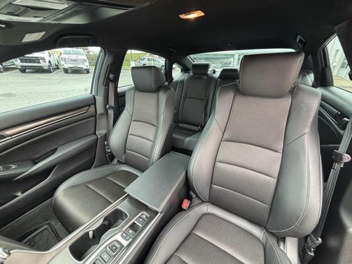 2022 Honda Accord Hybrid Base
