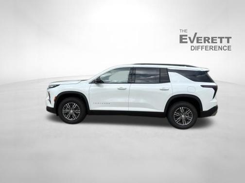 Summit White 2026 Chevrolet Traverse LT