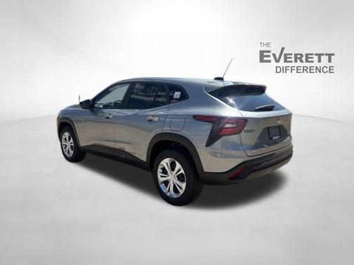 Sterling Gray Metallic 2026 Chevrolet Trax LS