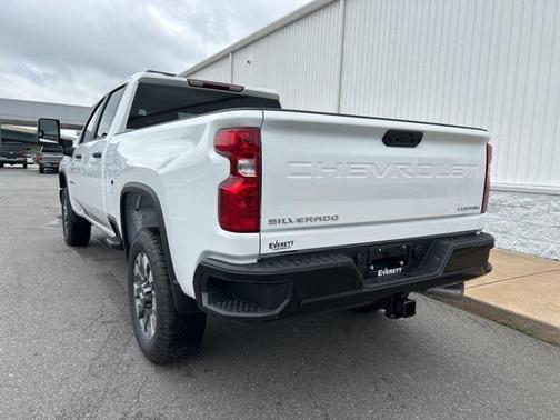 2025 Chevrolet Silverado 2500 Custom