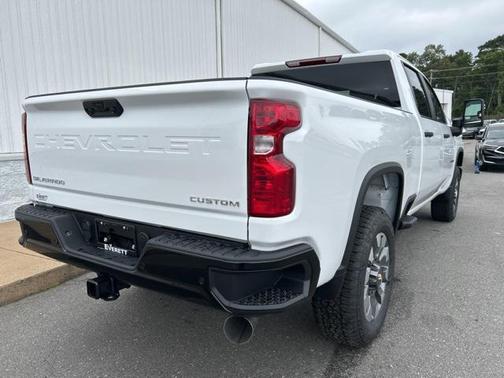 2025 Chevrolet Silverado 2500 Custom