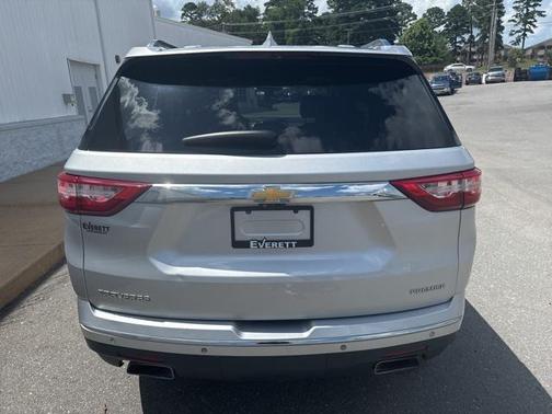2021 Chevrolet Traverse Premier