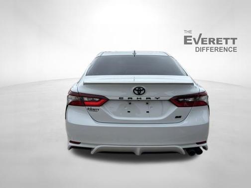 Ice Edge 2024 Toyota Camry SE