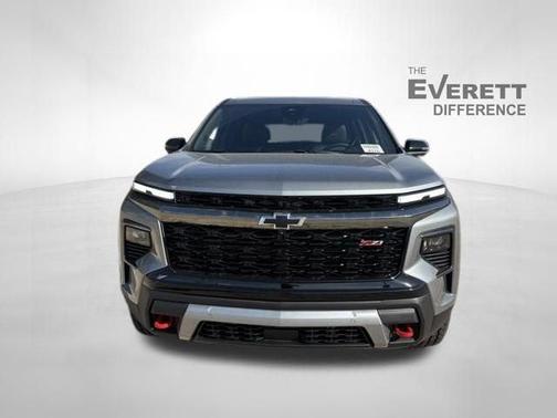 Sterling Gray Metallic 2026 Chevrolet Traverse AWD Z71