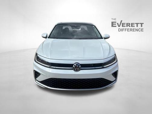 Opal White Pearl 2026 Volkswagen Jetta 1.4T SE