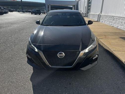 2022 Nissan Altima SR FWD