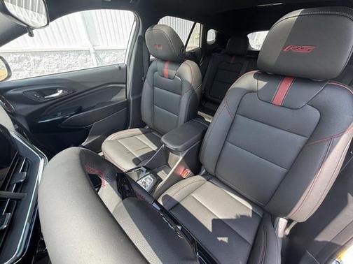 2025 Chevrolet Trax FWD 2RS