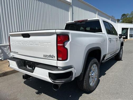 2025 Chevrolet Silverado 2500 High Country