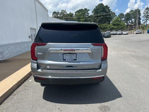 2024 GMC Yukon XL SLT