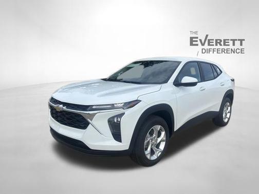 Summit White 2026 Chevrolet Trax LS